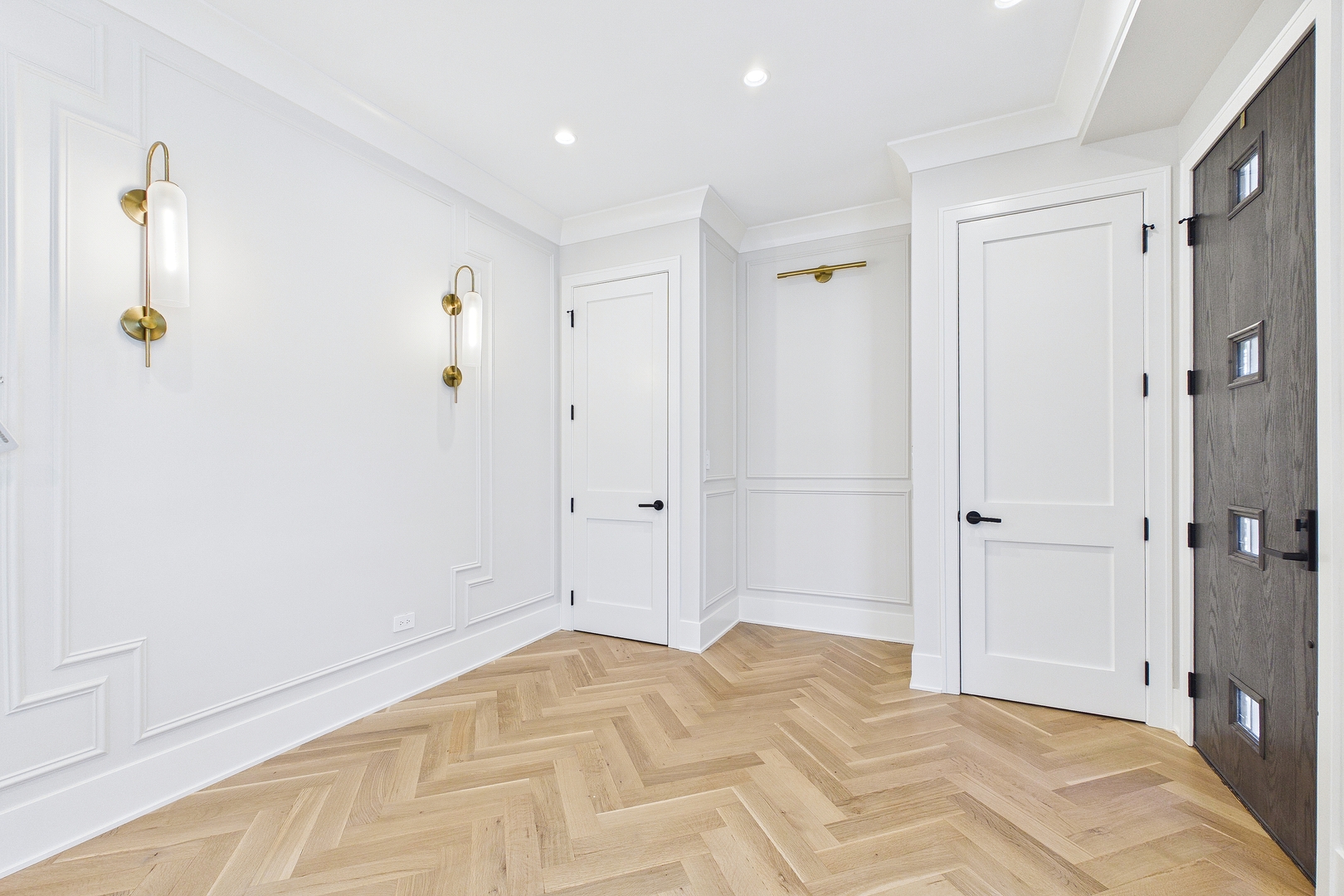 6235 N Kedvale Avenue