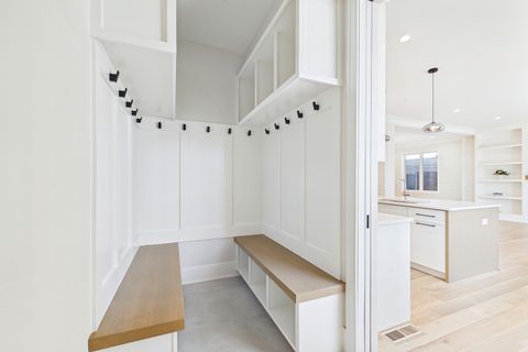 Tiny photo for 6235 N Kedvale Avenue, Chicago, IL 60646 (MLS # 12632419)