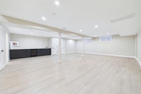 Tiny photo for 6235 N Kedvale Avenue, Chicago, IL 60646 (MLS # 12632419)