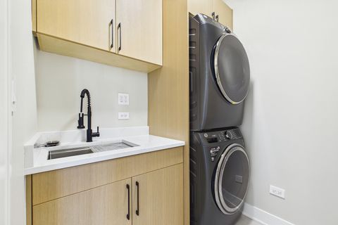 Tiny photo for 6235 N Kedvale Avenue, Chicago, IL 60646 (MLS # 12632419)