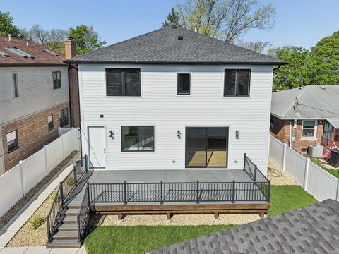Tiny photo for 6235 N Kedvale Avenue, Chicago, IL 60646 (MLS # 12632419)