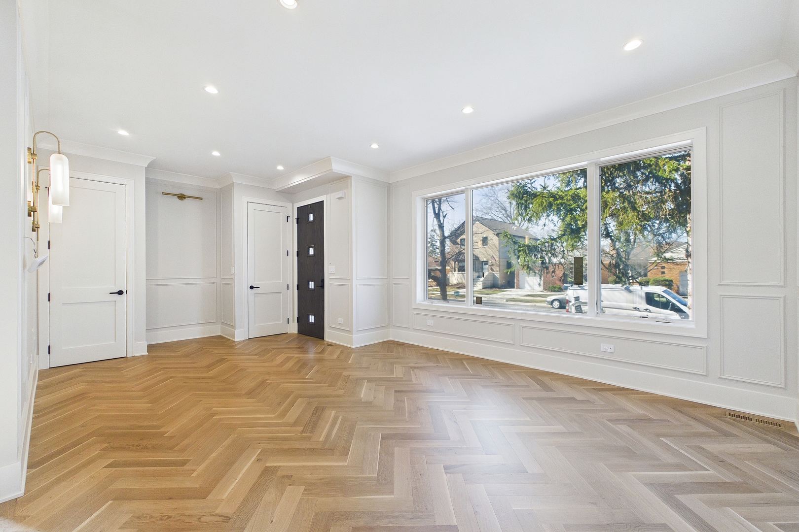 6235 N Kedvale Avenue