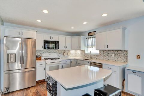 Tiny photo for 376 Eagles Landing Drive, Manteno, IL 60950 (MLS # 12487928)