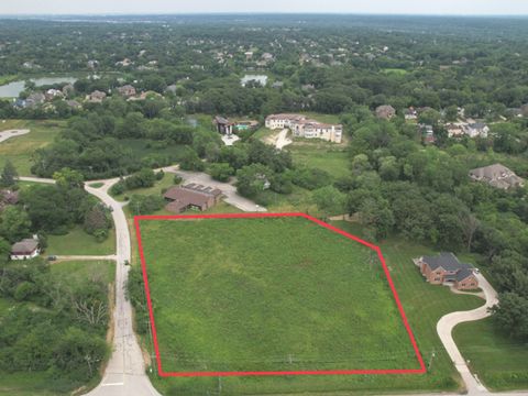 8601 S MEADOWBROOK Drive Burr Ridge IL 60527