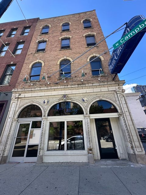 536 N Clark Street Chicago IL 60654