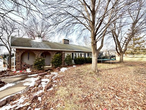 Photo of 2276 Cross Street, Freeport, IL 61032 (MLS # 12541439)