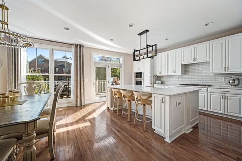 Tiny photo for 1856 Admiral Court, Glenview, IL 60026 (MLS # 12505802)