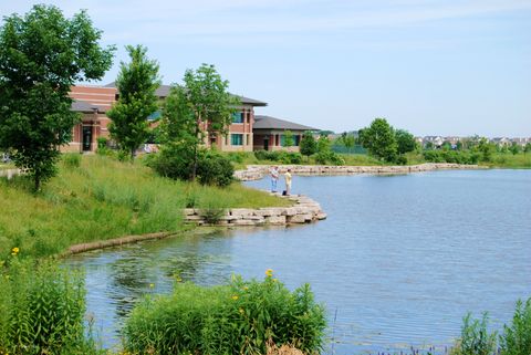 Tiny photo for 1856 Admiral Court, Glenview, IL 60026 (MLS # 12505802)