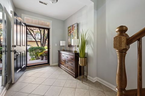 Tiny photo for 1856 Admiral Court, Glenview, IL 60026 (MLS # 12505802)