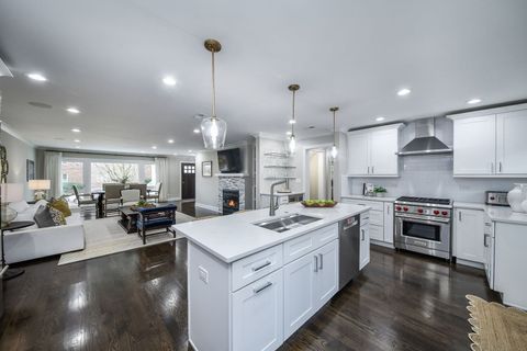 Tiny photo for 520 Anthony Street #520, Glen Ellyn, IL 60137 (MLS # 12494468)