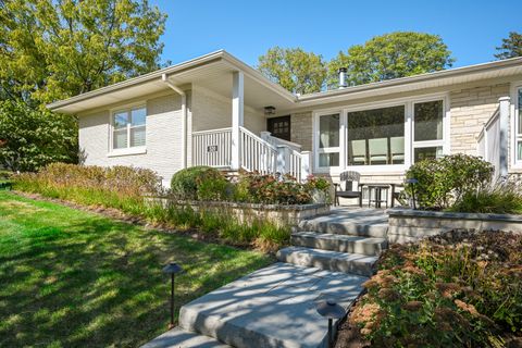 Tiny photo for 520 Anthony Street #520, Glen Ellyn, IL 60137 (MLS # 12494468)