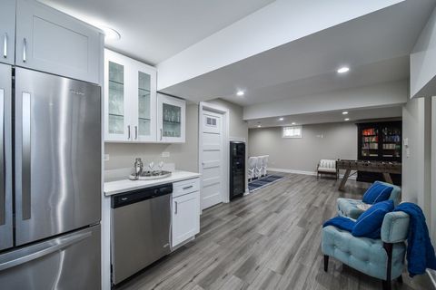 Tiny photo for 520 Anthony Street #520, Glen Ellyn, IL 60137 (MLS # 12494468)