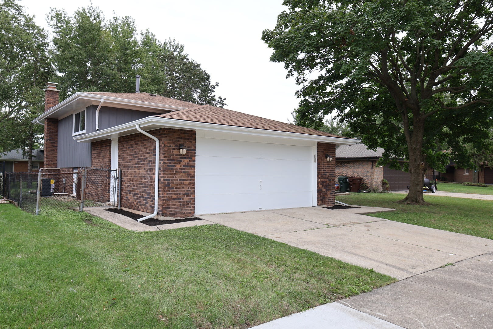 5 Lakewood Court