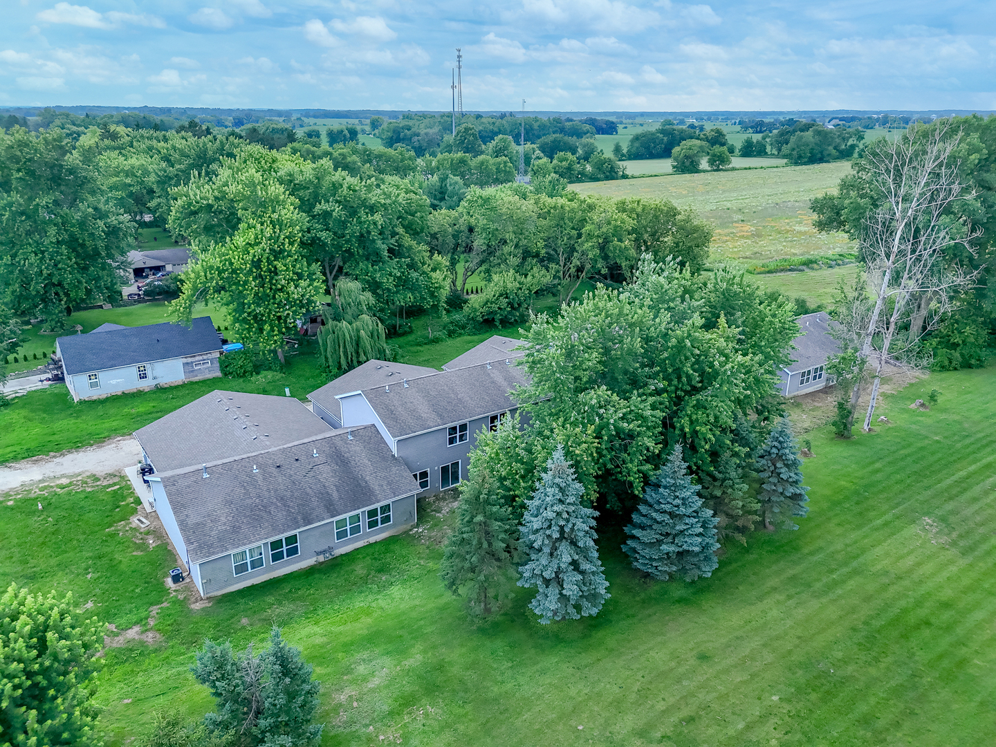 340 N Wooster Street