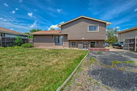 Tiny photo for 8929 W 169th Place, Orland Hills, IL 60487 (MLS # 12479555)