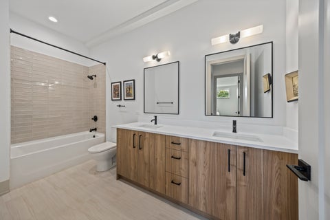 Tiny photo for 1548 W Ardmore Avenue #2C, Chicago, IL 60660 (MLS # 12699561)