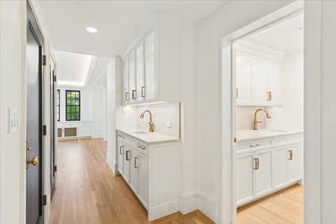 Tiny photo for 399 W Fullerton Parkway #3W, Chicago, IL 60614 (MLS # 12752838)