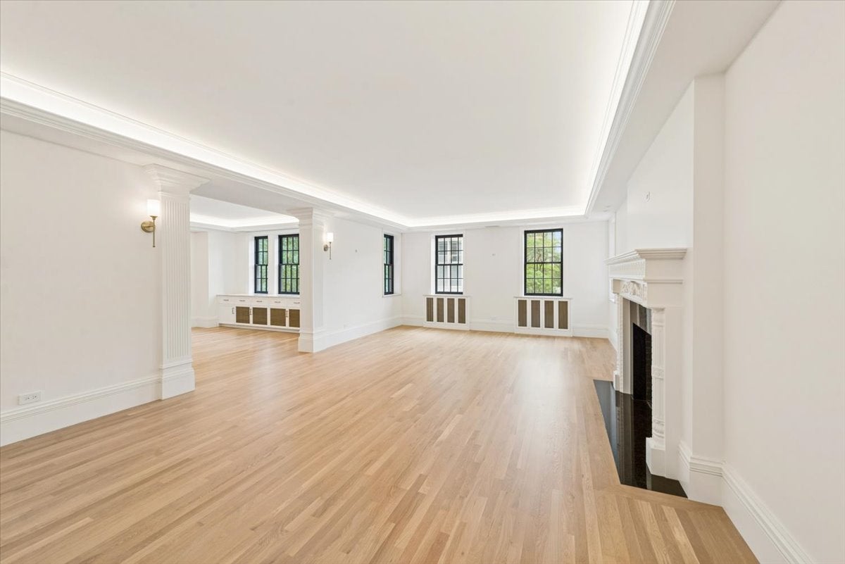 399 W Fullerton Parkway 3W