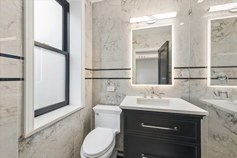 Tiny photo for 399 W Fullerton Parkway #3W, Chicago, IL 60614 (MLS # 12752838)