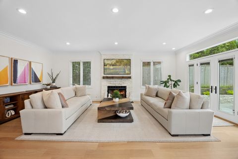 Tiny photo for 408 S Thurlow Street, Hinsdale, IL 60521 (MLS # 12636532)