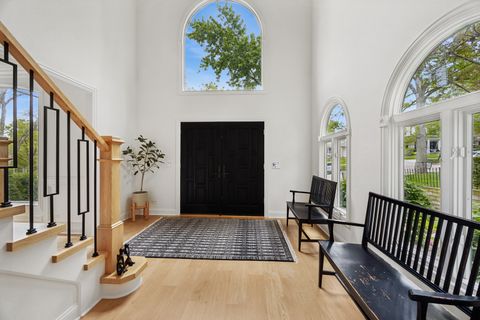 Tiny photo for 408 S Thurlow Street, Hinsdale, IL 60521 (MLS # 12636532)