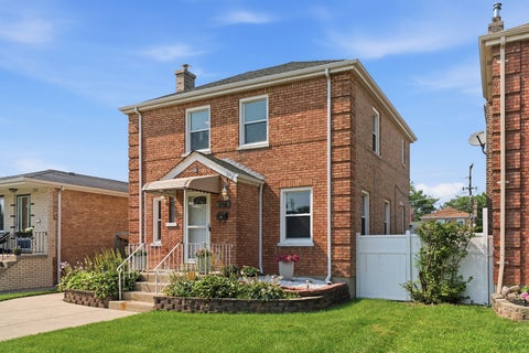 Tiny photo for 3718 W 67th Place, Chicago, IL 60629 (MLS # 12750947)