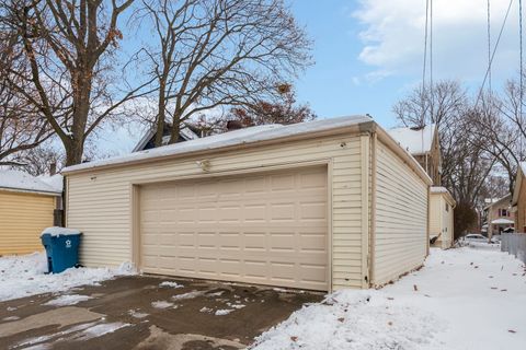 Tiny photo for 1103 S Evergreen Avenue, Kankakee, IL 60901 (MLS # 12525067)