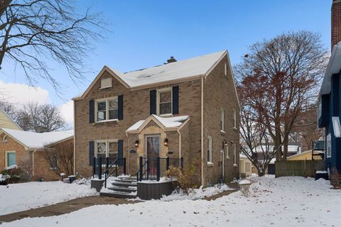 Tiny photo for 1103 S Evergreen Avenue, Kankakee, IL 60901 (MLS # 12525067)