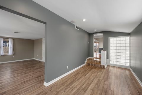 Tiny photo for 1103 S Evergreen Avenue, Kankakee, IL 60901 (MLS # 12525067)