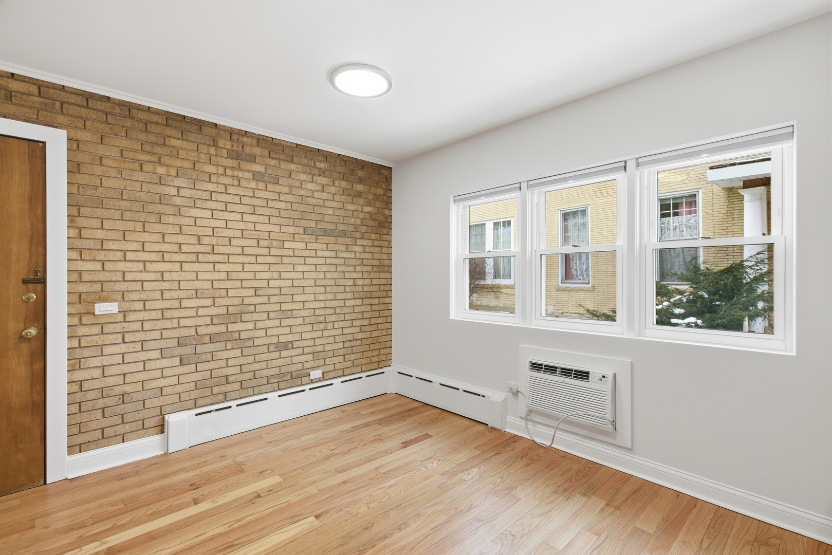 1506 Glencoe Avenue 2N