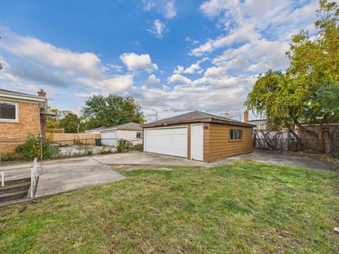 Tiny photo for 235 32nd Avenue, Bellwood, IL 60104 (MLS # 12509584)