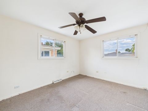 Tiny photo for 235 32nd Avenue, Bellwood, IL 60104 (MLS # 12509584)