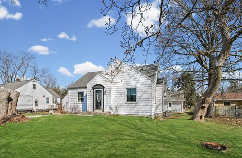 Tiny photo for 1608 W SPRINGFIELD Ave, Champaign, IL 61821 (MLS # 12586103)
