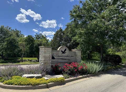 Tiny photo for 26955 N COUNTRYSIDE LAKE Drive, Mundelein, IL 60060 (MLS # 12682384)