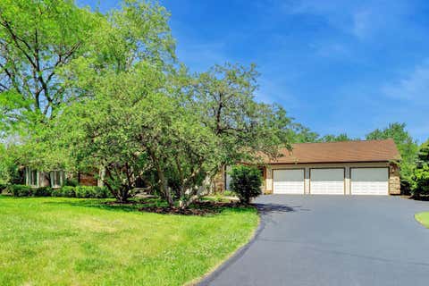 Tiny photo for 26955 N COUNTRYSIDE LAKE Drive, Mundelein, IL 60060 (MLS # 12682384)