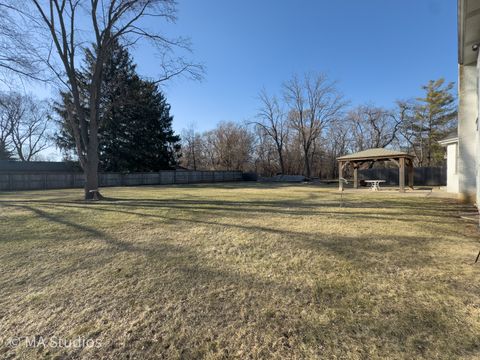 Tiny photo for 9030 Elm Avenue, Burr Ridge, IL 60527 (MLS # 12578255)