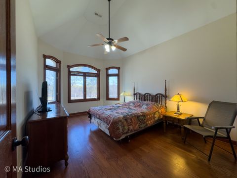 Tiny photo for 9030 Elm Avenue, Burr Ridge, IL 60527 (MLS # 12578255)