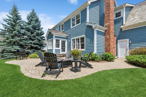 Tiny photo for 590 Oxford Lane, Lindenhurst, IL 60046 (MLS # 12410199)