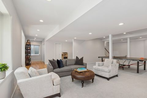 Tiny photo for 590 Oxford Lane, Lindenhurst, IL 60046 (MLS # 12410199)