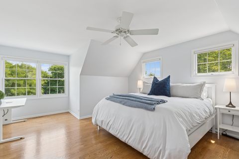 Tiny photo for 590 Oxford Lane, Lindenhurst, IL 60046 (MLS # 12410199)