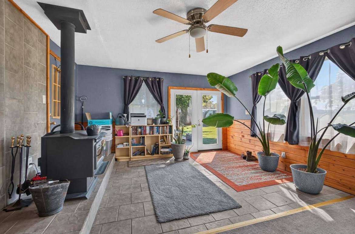 908 5TH Street
