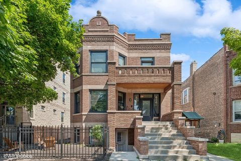 3844 W Wrightwood Avenue Chicago IL 60647