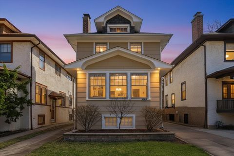 Tiny photo for 612 N Humphrey Avenue, Oak Park, IL 60302 (MLS # 12579944)