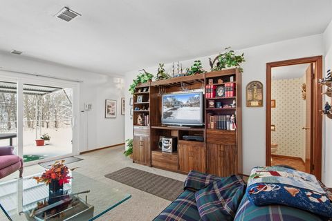 Tiny photo for 710 Morris Court, Lombard, IL 60148 (MLS # 12527226)