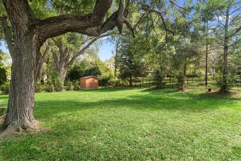 Tiny photo for 123 Monument Avenue, Barrington, IL 60010 (MLS # 12461801)