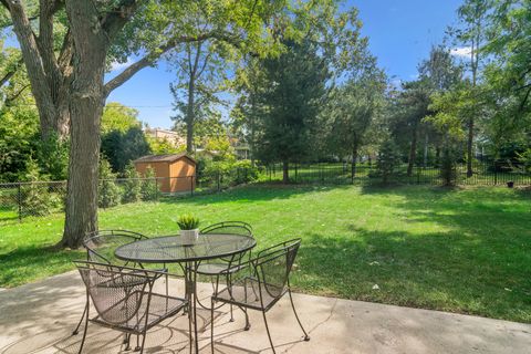 Tiny photo for 123 Monument Avenue, Barrington, IL 60010 (MLS # 12461801)