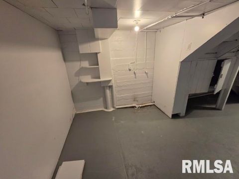 Tiny photo for 704 S 24TH Street, Mt Vernon, IL 62864 (MLS # EB460186)