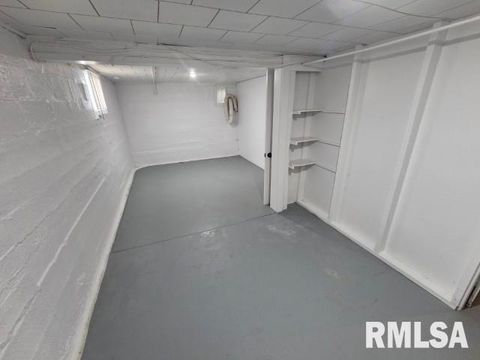 Tiny photo for 704 S 24TH Street, Mt Vernon, IL 62864 (MLS # EB460186)