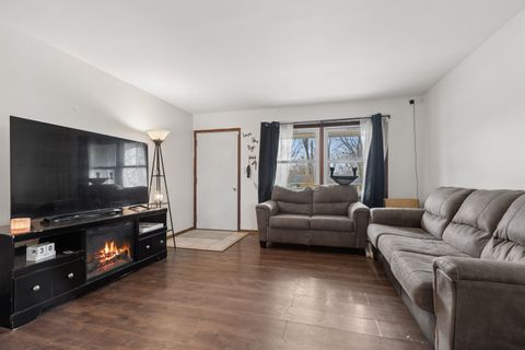 Tiny photo for 18 Mckinley Street, Lake In The Hills, IL 60156 (MLS # 12609477)