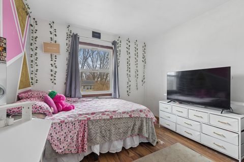 Tiny photo for 18 Mckinley Street, Lake In The Hills, IL 60156 (MLS # 12609477)